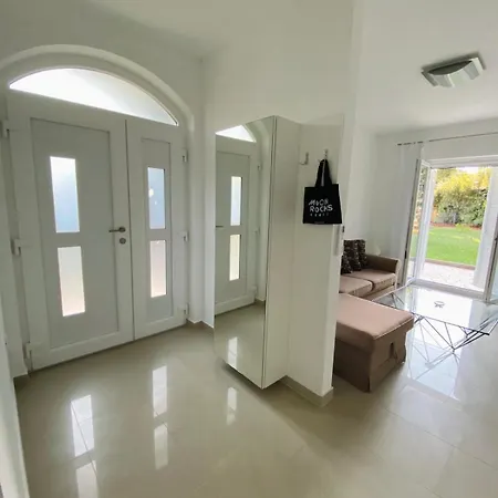 Apartment Perla 55 *